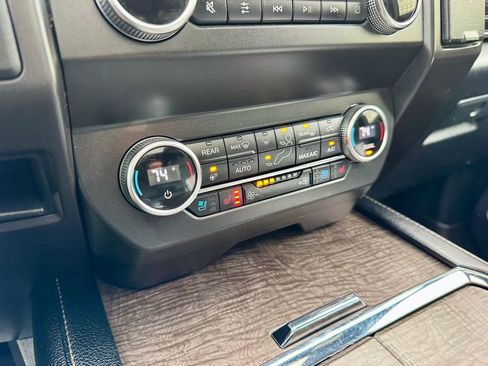 Certified 2020 Ford Expedition Max Limited image 30