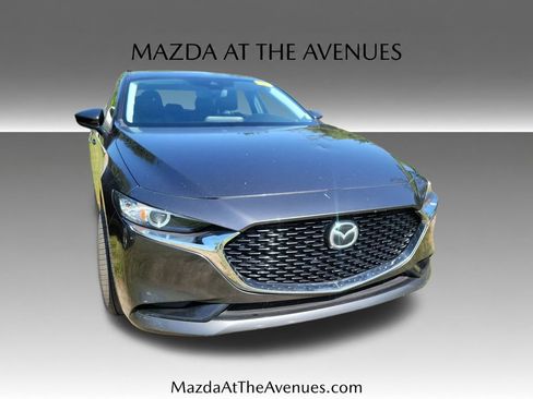 Used 2019 MAZDA MAZDA3 Sedan FWD image 16