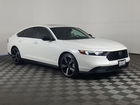 Certified 2023 Honda Accord Sport image 2