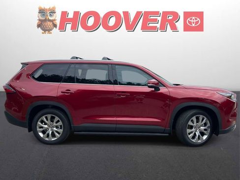 Used 2026 Toyota Grand Highlander AWD image 2
