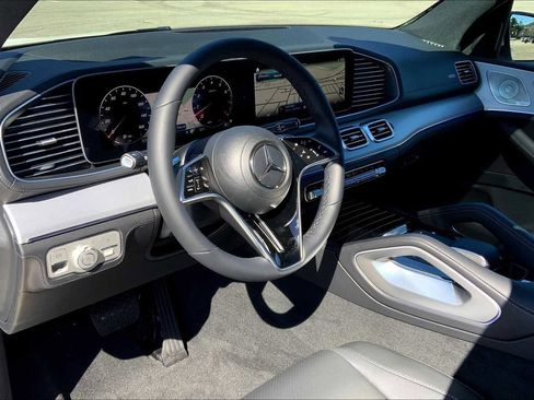 Used 2026 Mercedes-Benz GLE 450 4MATIC image 9