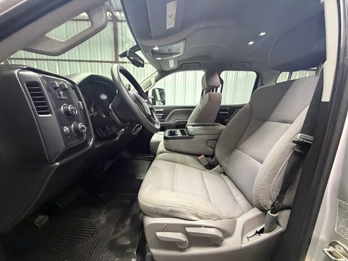 Used 2019 Chevrolet Silverado 2500 W/T image 9