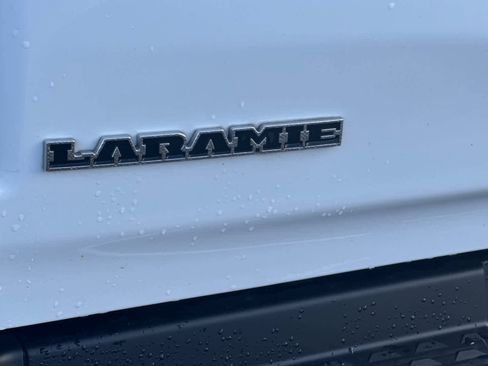 Used 2023 RAM 1500 Laramie image 32