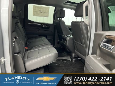 Used 2026 Chevrolet Silverado 1500 RST w/ Dark Appearance Package AWD/4WD image 13