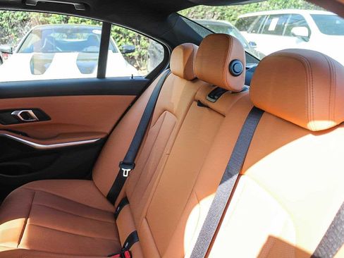 New 2026 BMW 330i Sedan w/ M Sport Package image 18