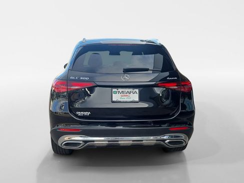 Used 2023 Mercedes-Benz GLC 300 4MATIC image 4