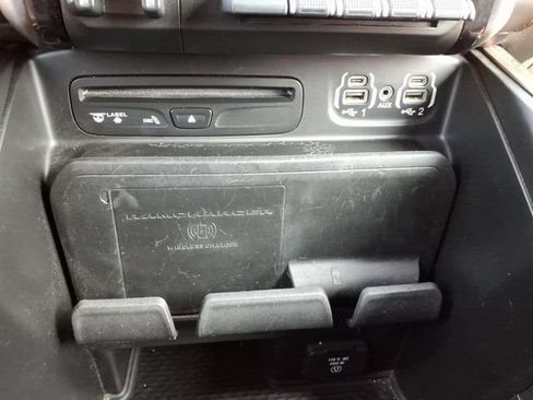 Used 2019 RAM 1500 Laramie Longhorn AWD/4WD image 16