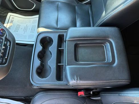Used 2020 Chevrolet Suburban LS AWD/4WD image 40