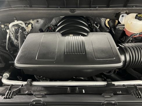 Used 2025 Chevrolet Suburban RST w/ Sun And Tow Package image 35