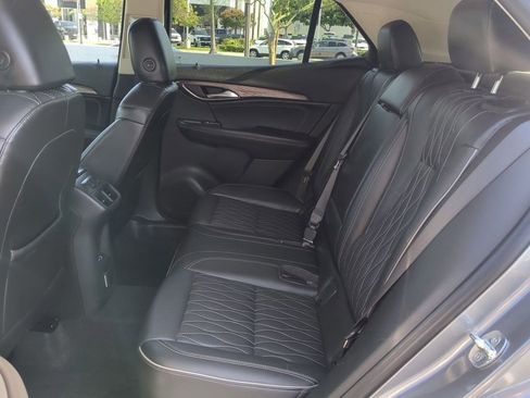 Used 2021 Buick Envision Avenir FWD image 29