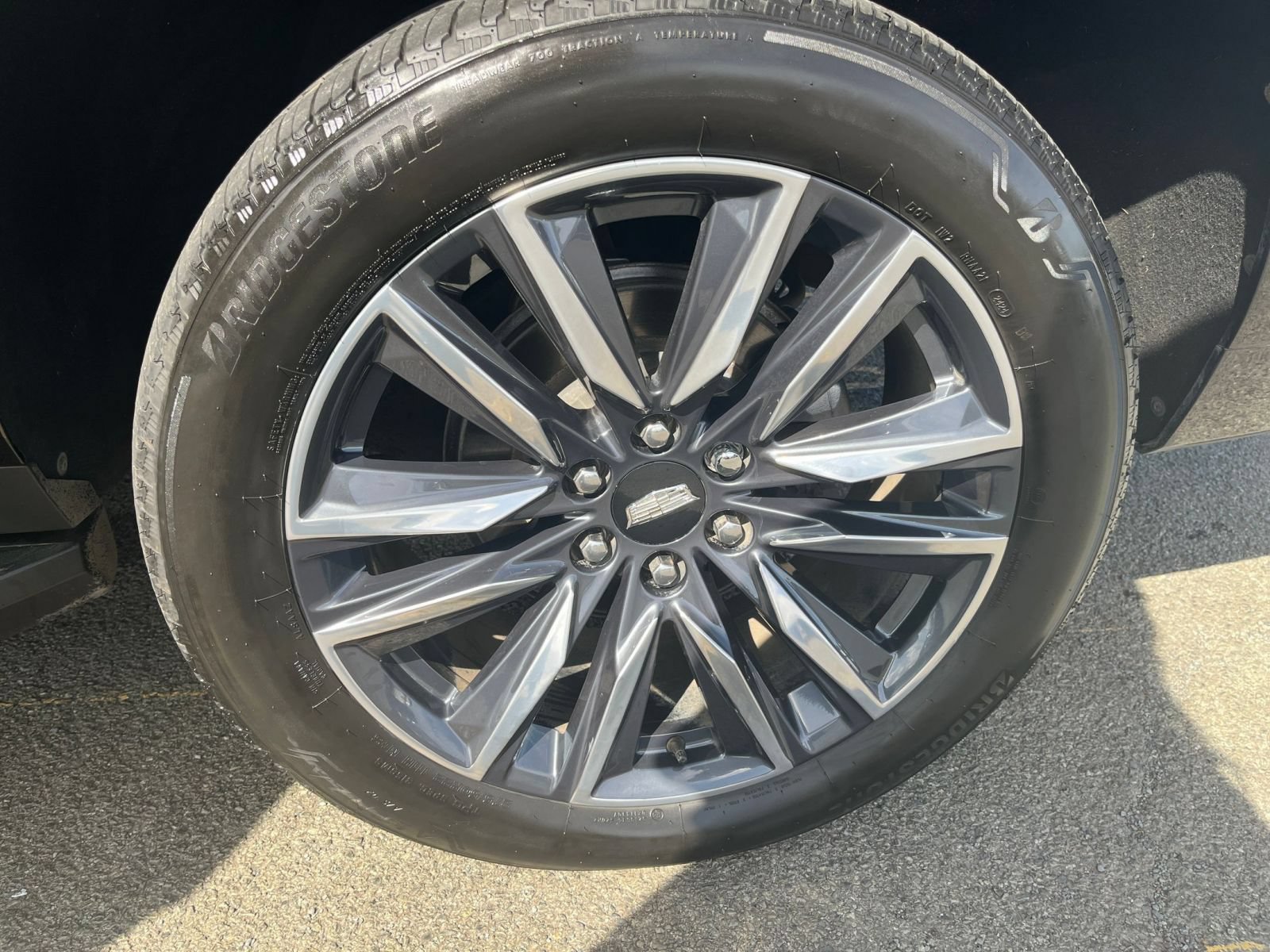 Used 2023 Cadillac Escalade Sport AWD/4WD image 27