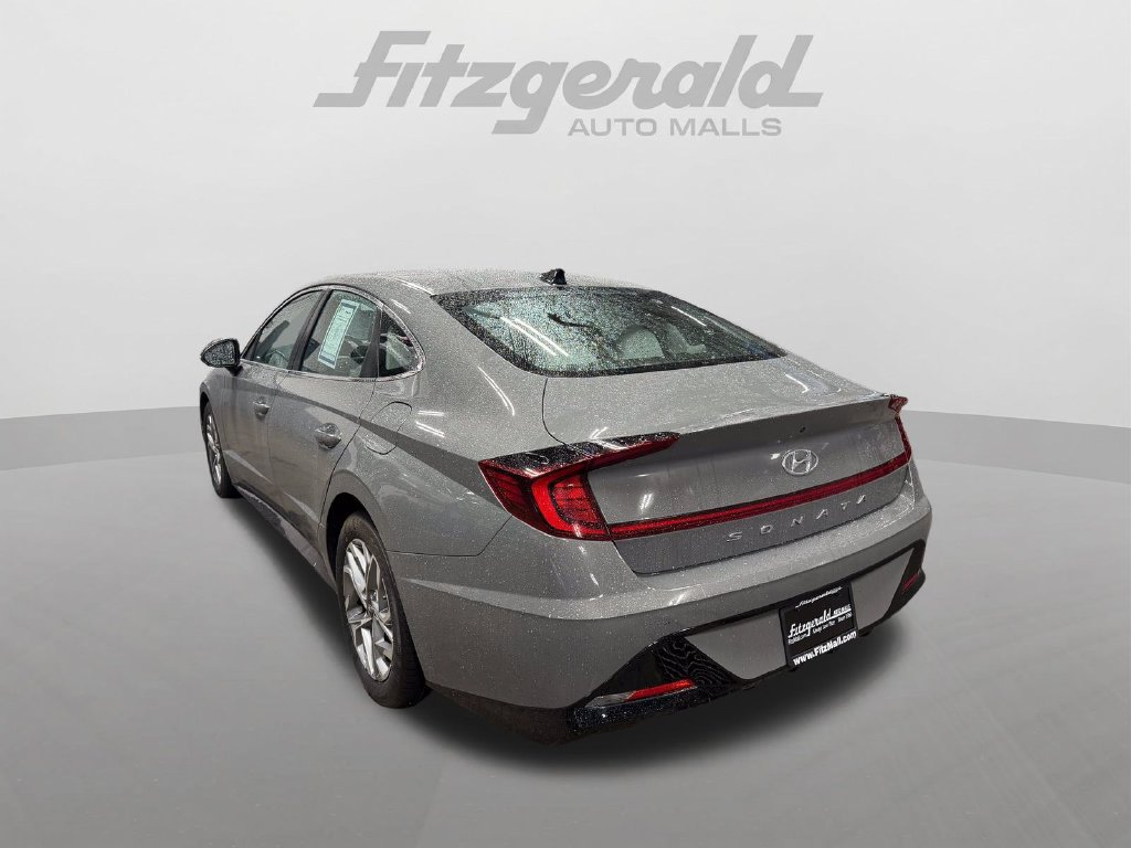 Used 2020 Hyundai Sonata SEL w/ Convenience Package FWD image 3