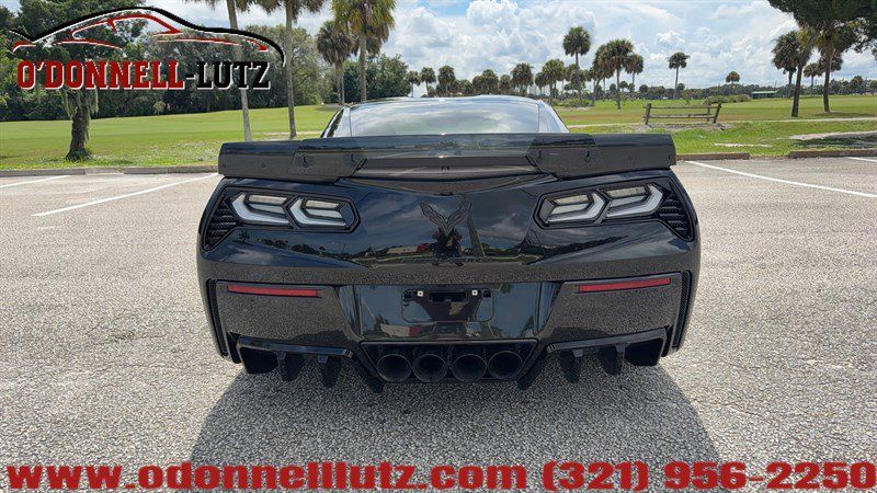 Used 2014 Chevrolet Corvette Stingray Coupe RWD image 5