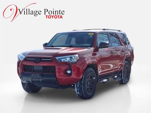 Used 2021 Toyota 4Runner Venture image 1