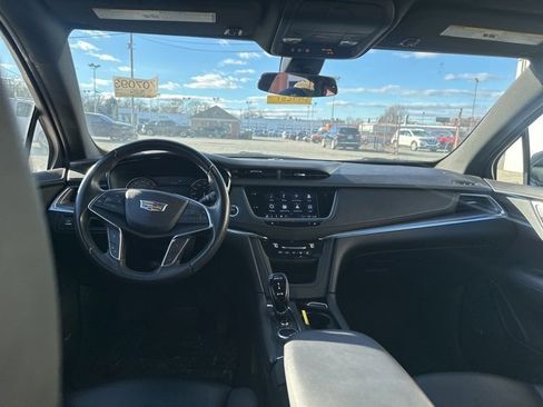 Certified 2023 Cadillac XT5 Luxury image 6