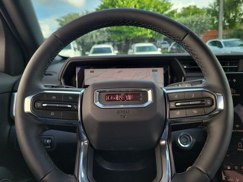 New 2027 GMC Terrain Elevation w/ Elevation Premium Package FWD image 25