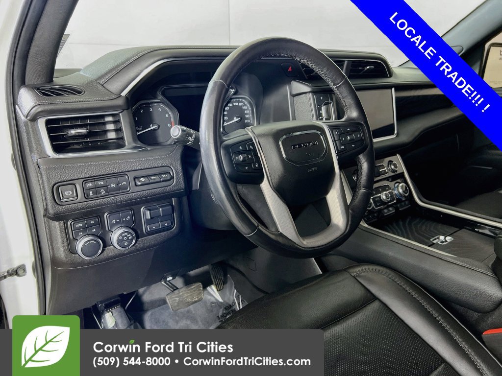 Used 2021 GMC Yukon Denali w/ Denali Premium Package AWD/4WD image 2