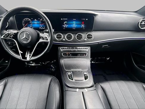 Used 2022 Mercedes-Benz E 350 4MATIC Sedan image 16