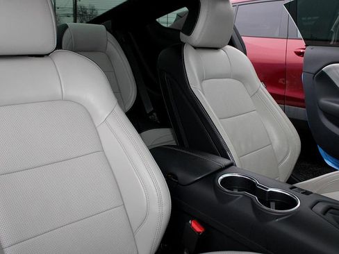 Used 2024 Ford Mustang GT Premium image 44