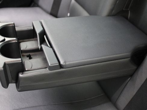 Used 2011 BMW 528i Sedan image 41