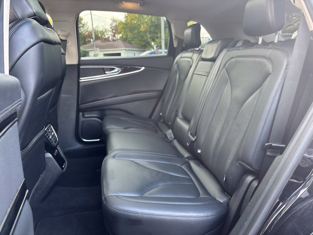 Used 2023 Lincoln Nautilus Reserve AWD/4WD image 21