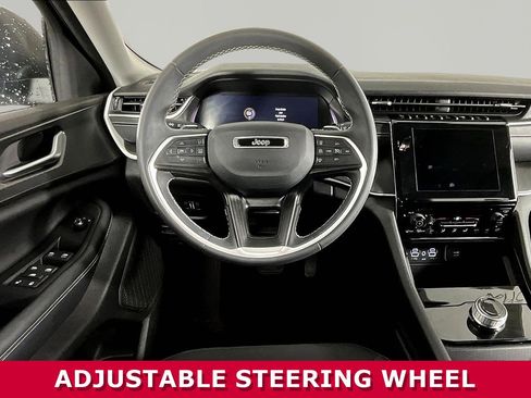Used 2023 Jeep Grand Cherokee L Laredo AWD/4WD image 8