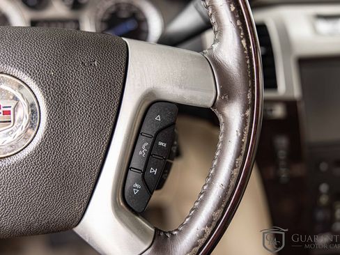 Used 2010 Cadillac Escalade 2WD Hybrid image 27