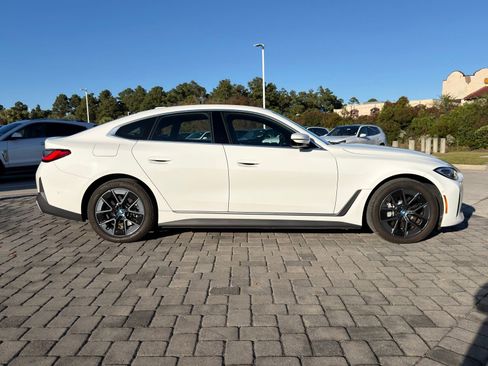 Used 2023 BMW i4 eDrive35 w/ Premium Package image 8