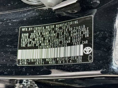 Certified 2026 Toyota Corolla LE FWD image 31
