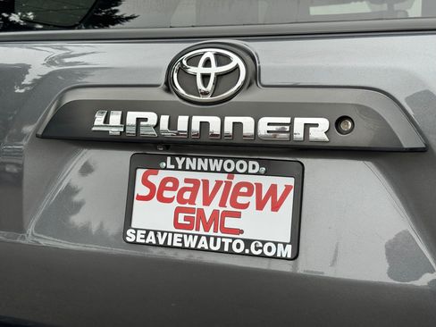 Used 2016 Toyota 4Runner TRD Pro image 14