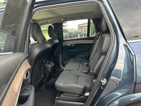 Used 2025 Volvo XC90 B6 Plus AWD/4WD image 20
