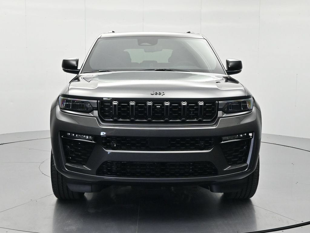 New 2026 Jeep Grand Cherokee Limited AWD/4WD image 2