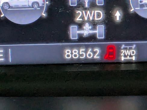 Used 2020 Chevrolet Silverado 1500 RST image 35