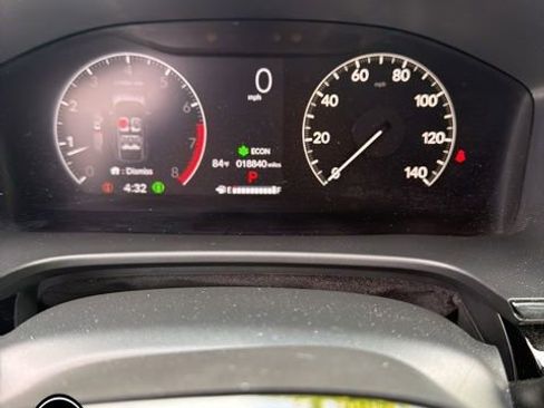 Used 2025 Honda CR-V EX-L image 9