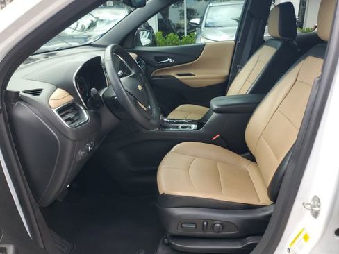 Certified 2024 Chevrolet Equinox Premier image 17