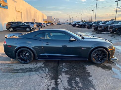 Used 2014 Chevrolet Camaro Z/28 image 11
