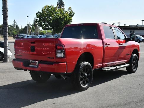 Used 2024 RAM 2500 Big Horn w/ Night Edition AWD/4WD image 8