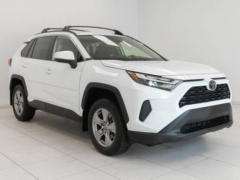 Used 2023 Toyota RAV4 XLE AWD/4WD image 22
