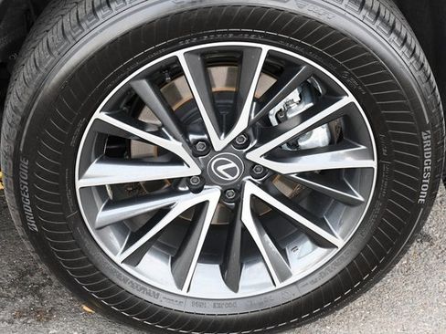 Used 2025 Lexus NX 350h AWD w/ Premium Package image 6