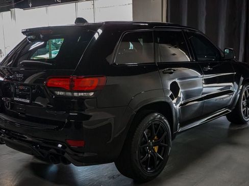 Used 2021 Jeep Grand Cherokee Trackhawk AWD/4WD image 7