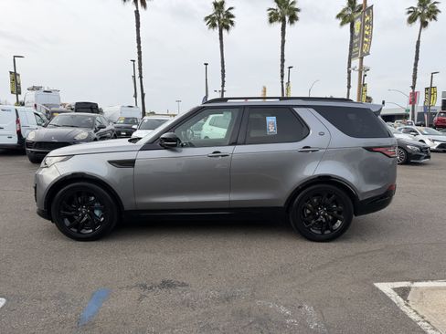 Used 2020 Land Rover Discovery Landmark AWD/4WD image 6