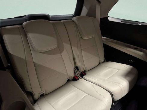 Used 2022 Mercedes-Benz GLS 450 4MATIC image 31