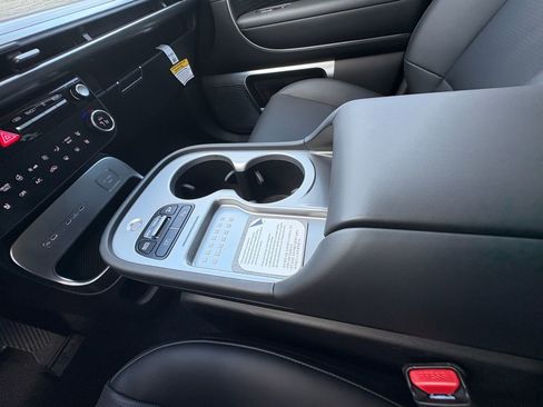 New 2026 Hyundai Ioniq 9 Limited image 19