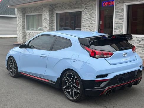Used 2022 Hyundai Veloster N FWD image 9