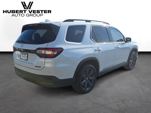 New 2026 Honda Pilot Sport image 6