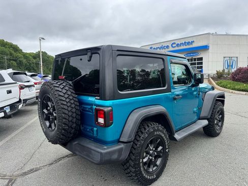 Used 2020 Jeep Wrangler Sport AWD/4WD image 5