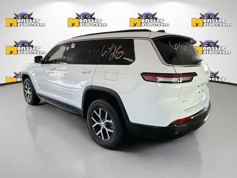 Used 2024 Jeep Grand Cherokee L Limited w/ Luxury Tech Group II AWD/4WD image 6