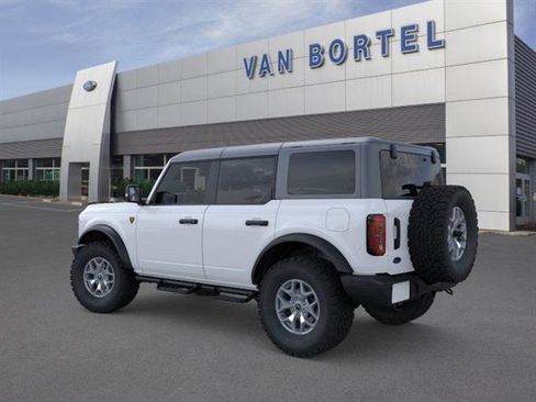 New 2023 Ford Bronco Badlands image 29