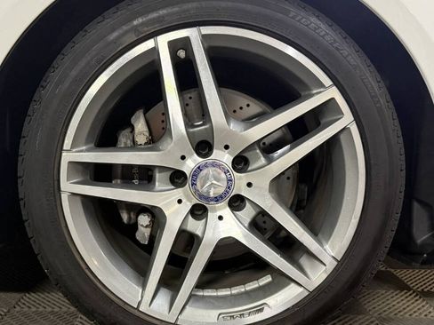 Used 2014 Mercedes-Benz E 350 4MATIC Sedan image 27