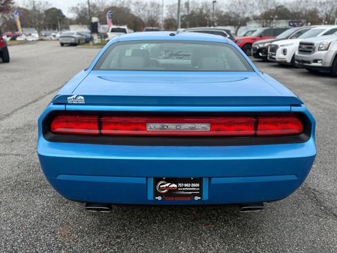 Used 2009 Dodge Challenger R/T image 8
